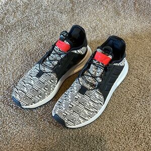 Adidas sneakers size 3 1/2 kids- barely worn